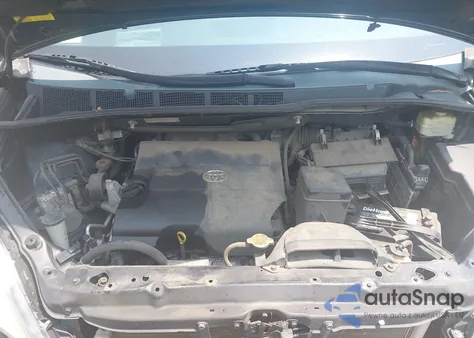 2015 Toyota Sienna Le 7 Passenger/Le 8 Passenger из США, поврежденный, VIN 5TDKK3DC8FS587644